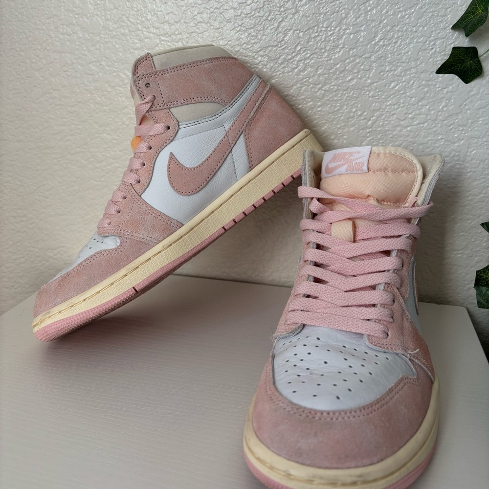 Pink Nike Air Jordan Hightop - SIZE 7.5